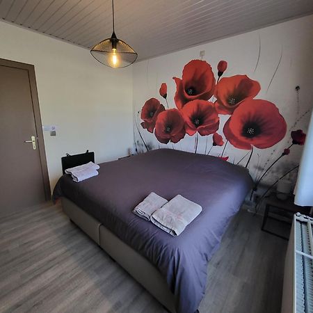 Mary'S Poppies - Bed & Breakfast Blandain Zewnętrze zdjęcie
